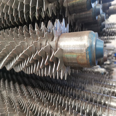 Hoge Warmteoverdracht Prestaties Boilervin Buis Getande Spiraalvormige Radiator Efficiënte Douane