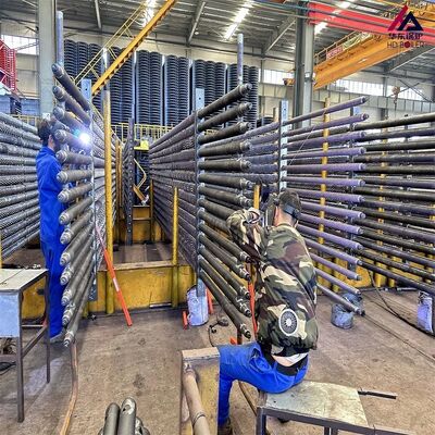 Massieve gekartelde spiraalvormige geribbelde ketelvinbuis warmtewisselaar anti-as roestvrij staal