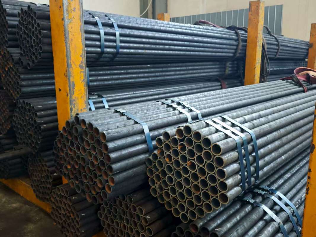 Naadloze ketelbuizen van koolstofstaal ASTM A106 DIN17175